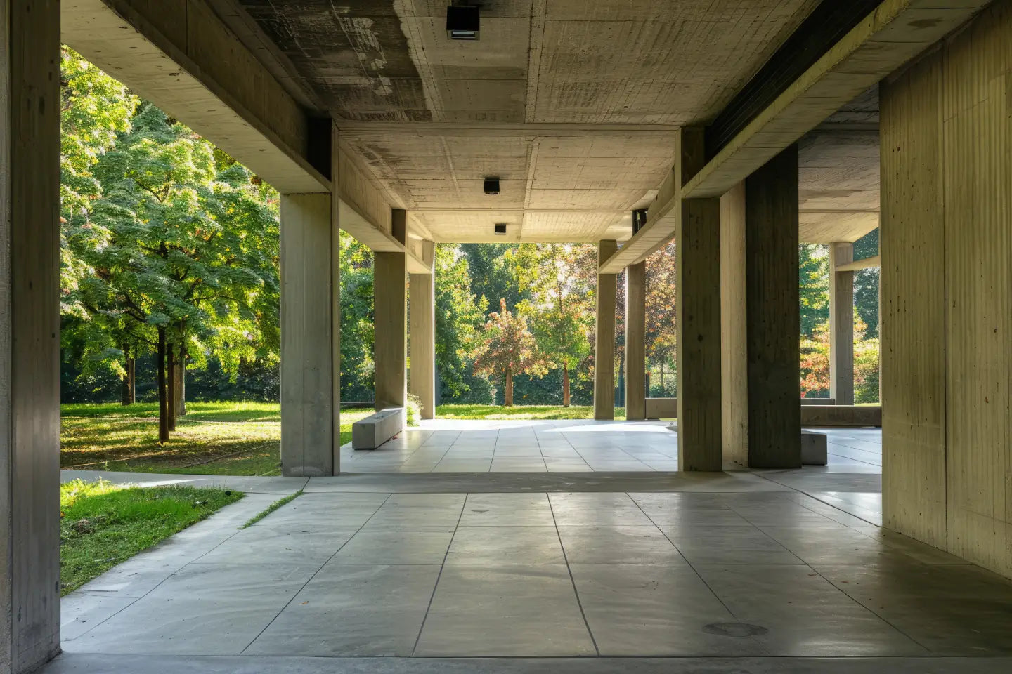 3 Best Patio Concrete Stains For Modern Outdoor Designs